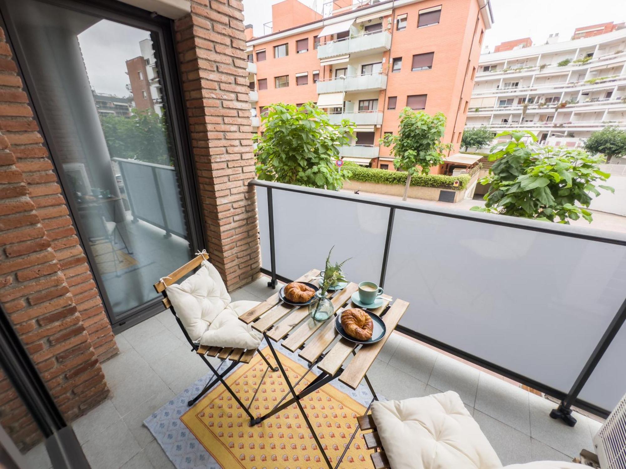 Lloret & Parking